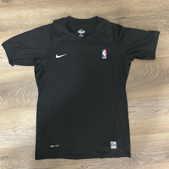 NBA compression shirt - Picture 2 of 5
